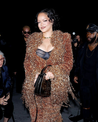 The Show Starts When She Arrives: Rihanna, Paris and the Art of Being Worth the Wait