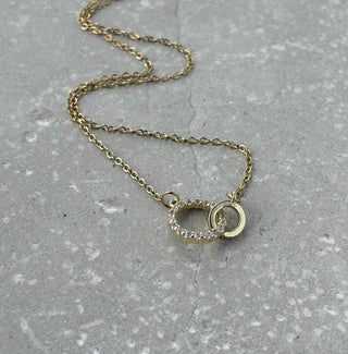 Flex Barn Tarnish Resistant Interlocking Zirconia Necklace